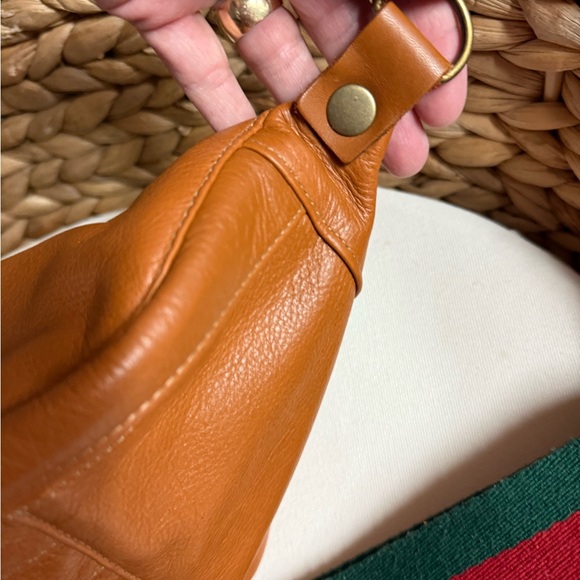 Parker Thatch sling bag - Picture 6 of 7